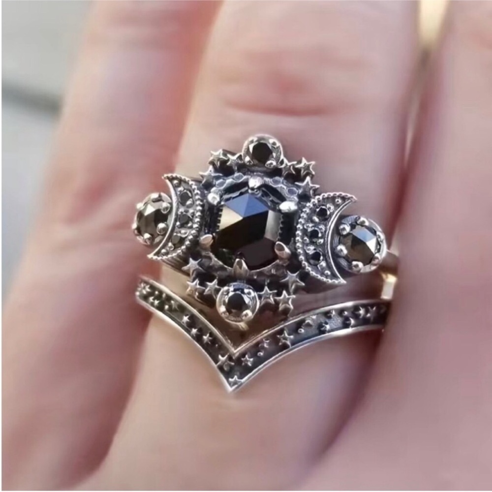 Women’s Triple goddesses maiden mother &Crone Ring Set Wiccan Full Waning Moons - Picture 5 of 5